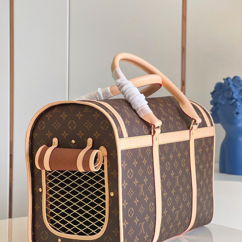 LV Backpacks and Travel Bags M45662 medium size
